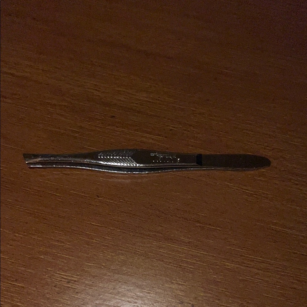 Trim Slant Tweezers